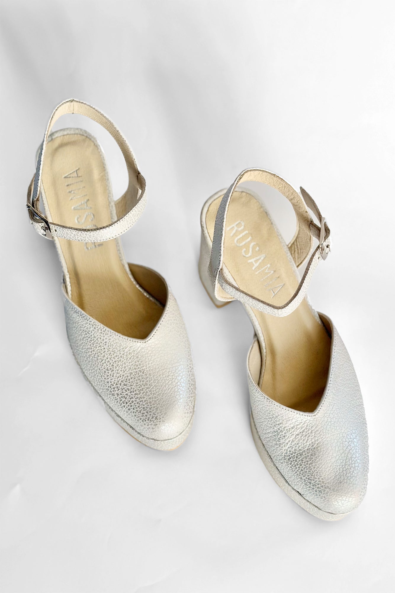 ZAPATO ISABEL BLANCO PLATA 2