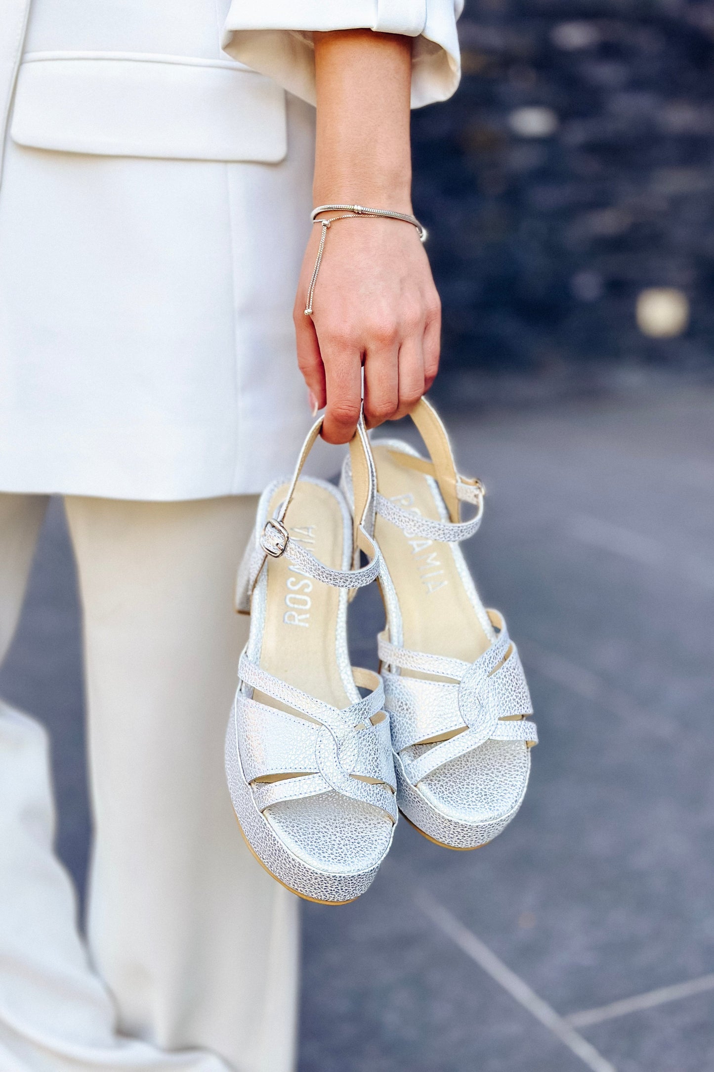 SANDALIA CHARLOTTE BLANCO PLATA 1