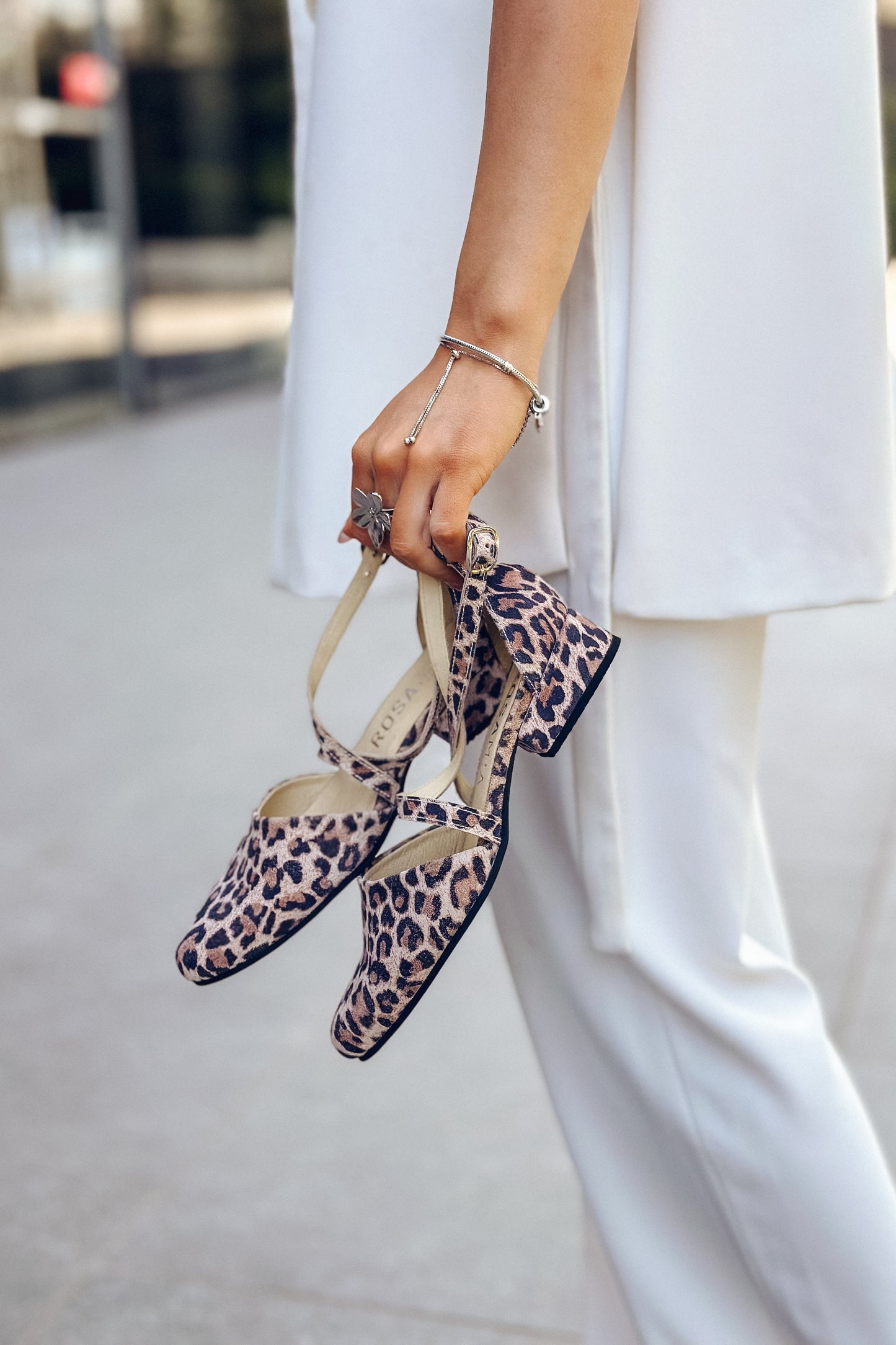 ZAPATO VICTORIA LEOPARD