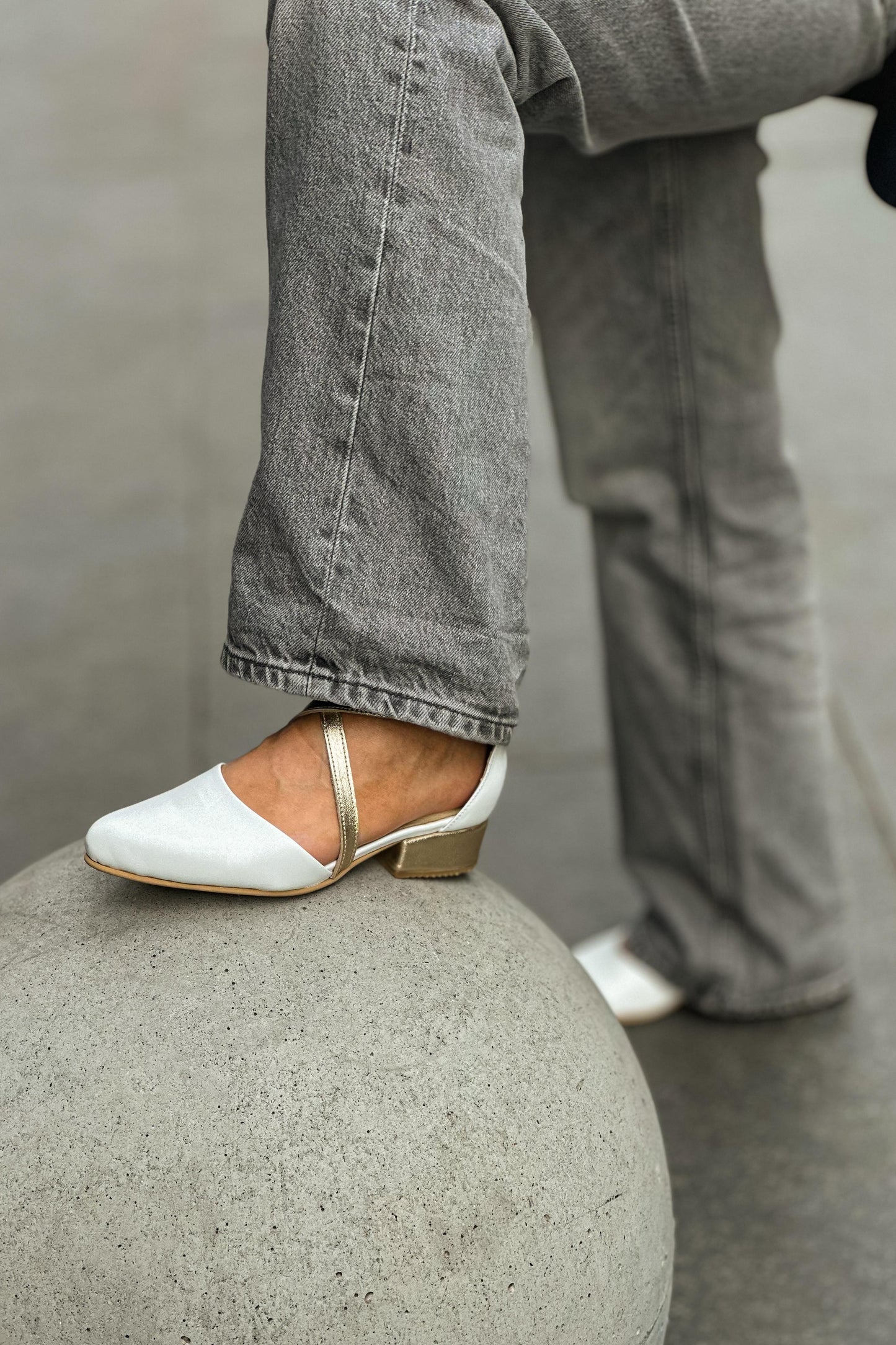 ZAPATO VICTORIA BLANCO NIQUEL