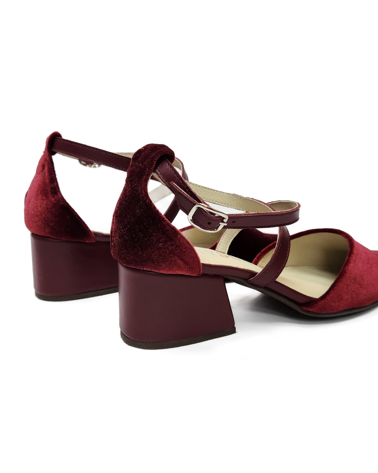ZAPATO VICTORIA BURDEO 2