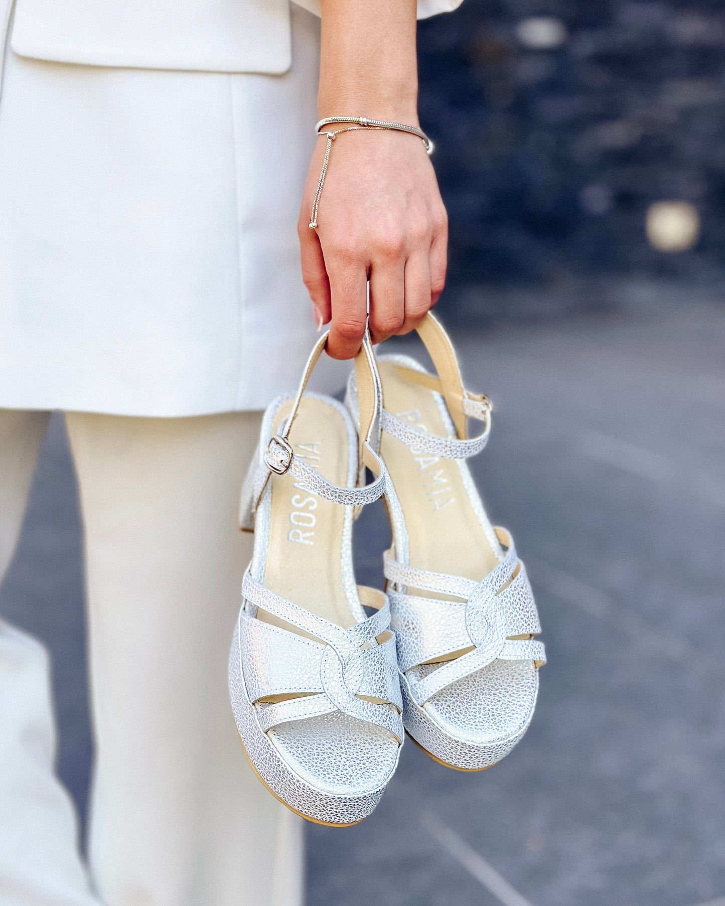 SANDALIA CHARLOTTE BLANCO PLATA 1