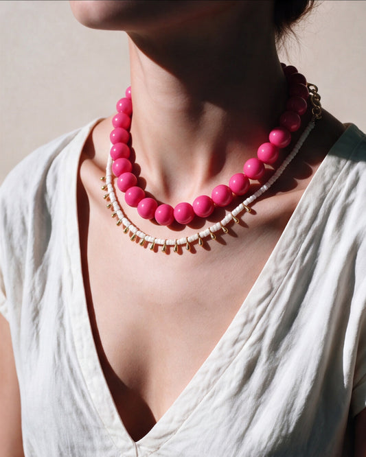 COLLAR FUCSIA BLANCO