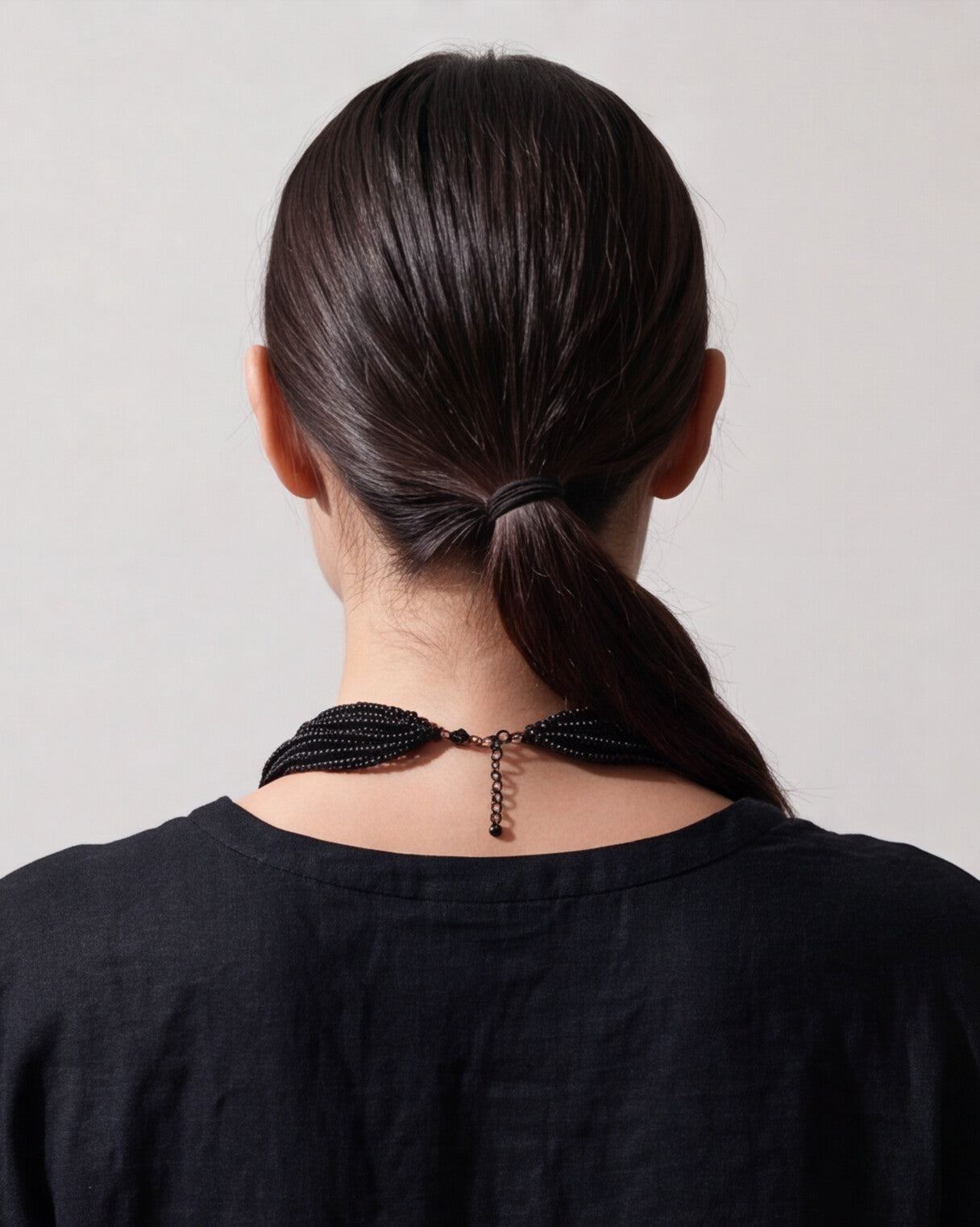 COLLAR NEGRO