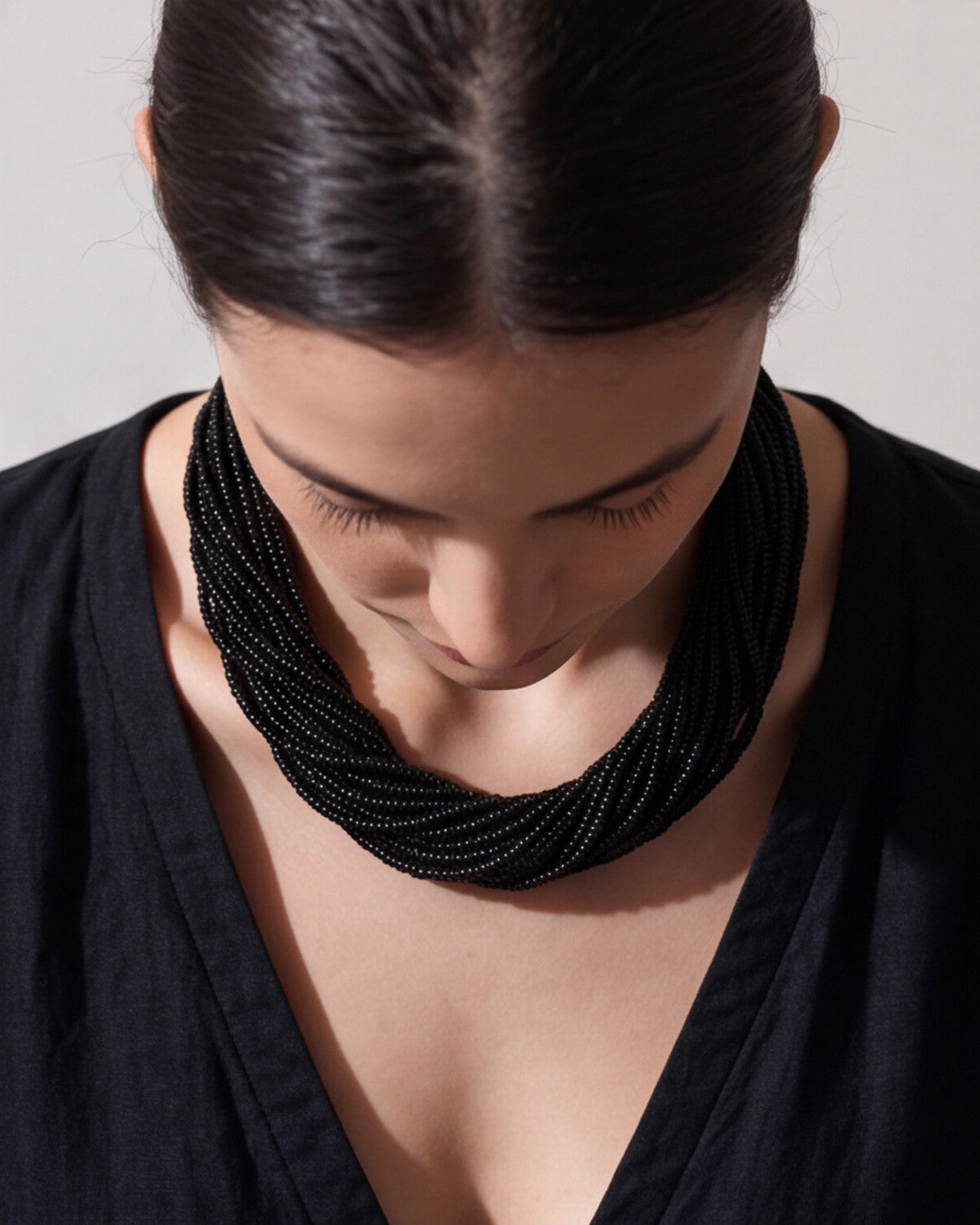 COLLAR NEGRO