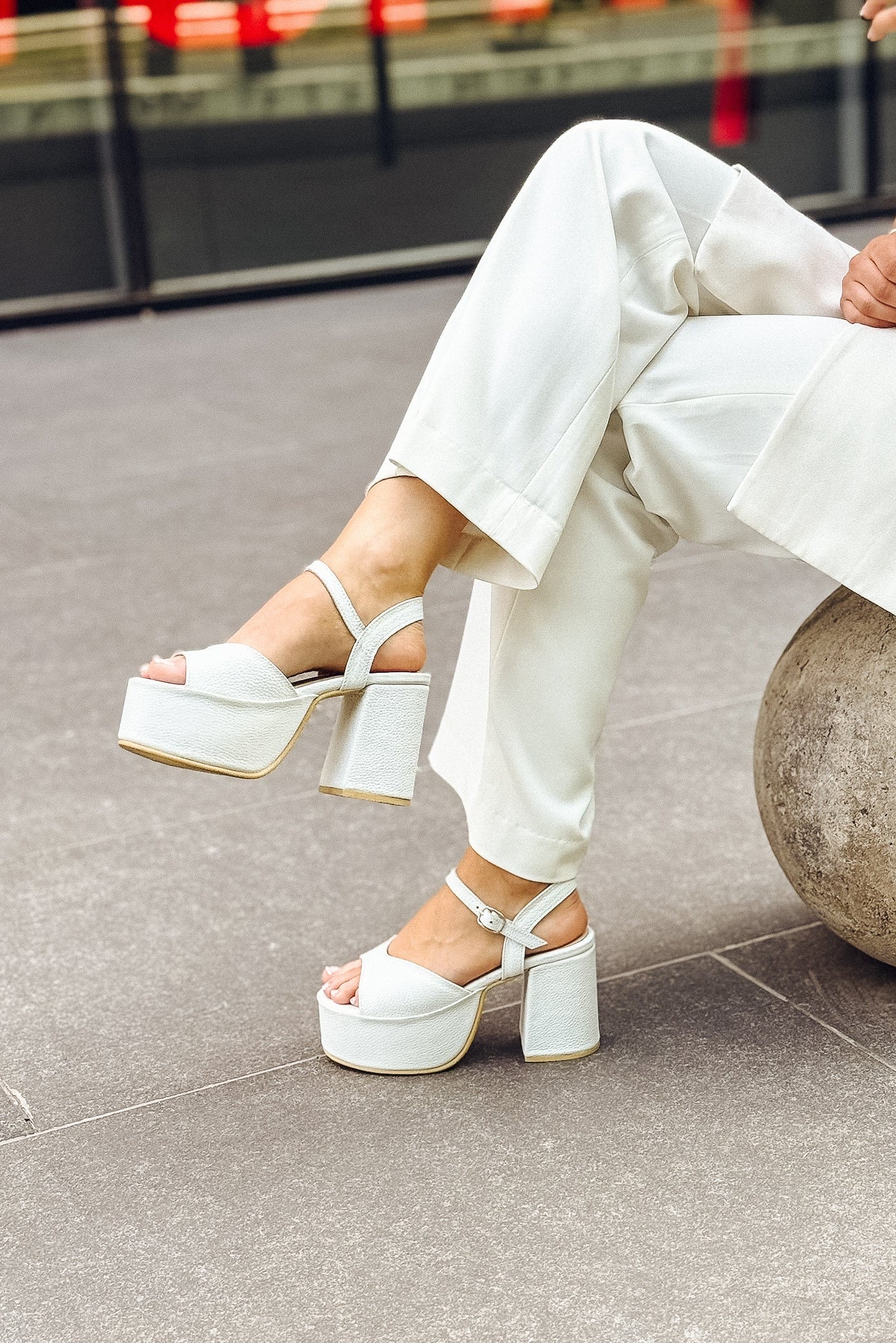 SANDALIA LEONOR BLANCO 2