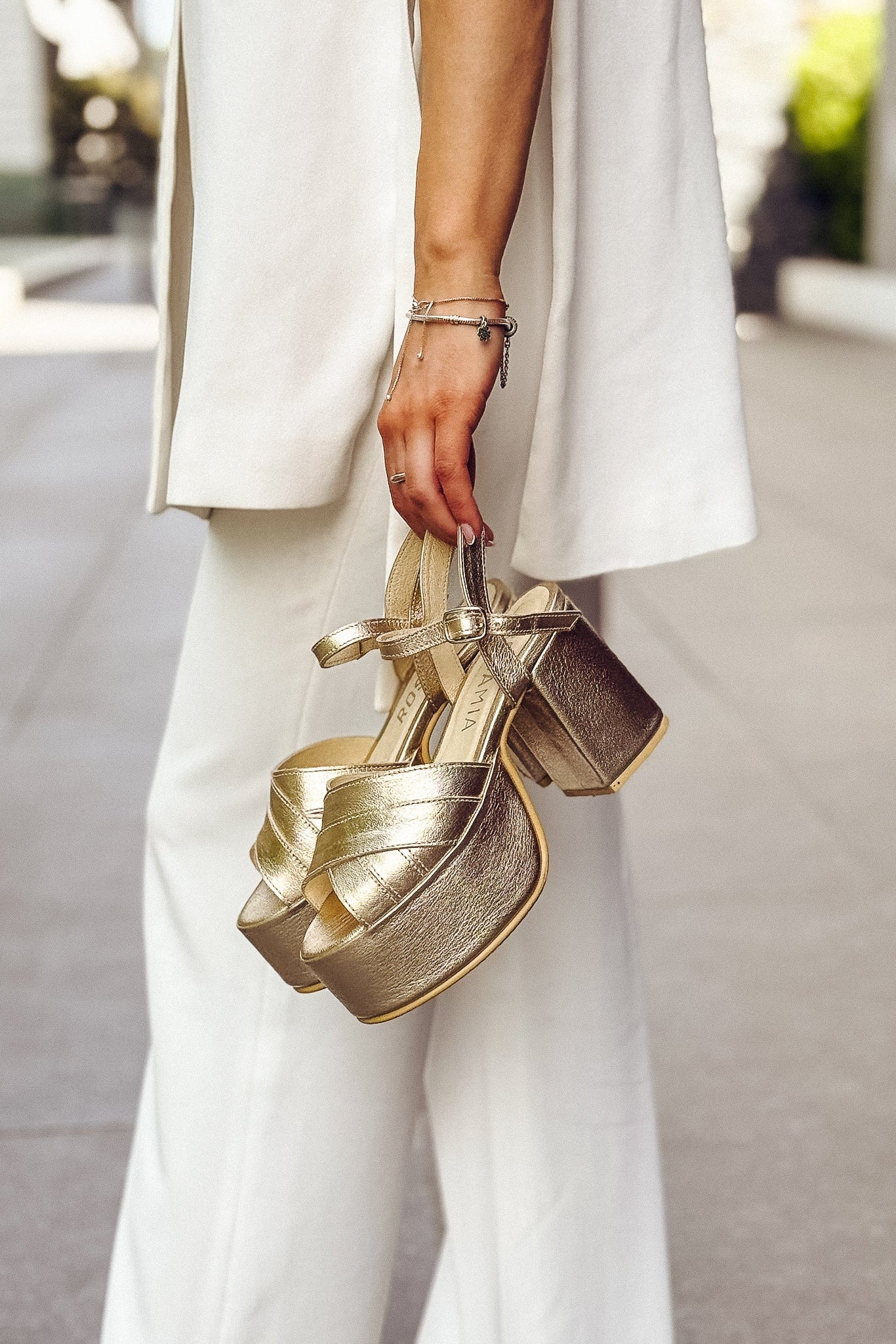 SANDALIA SOFIA NIQUEL 2