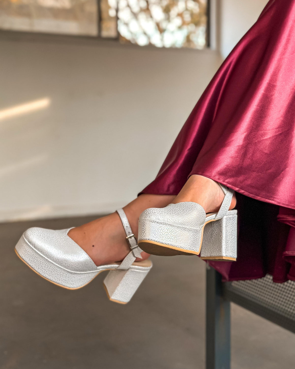 ZAPATO ISABEL BLANCO PLATA 2