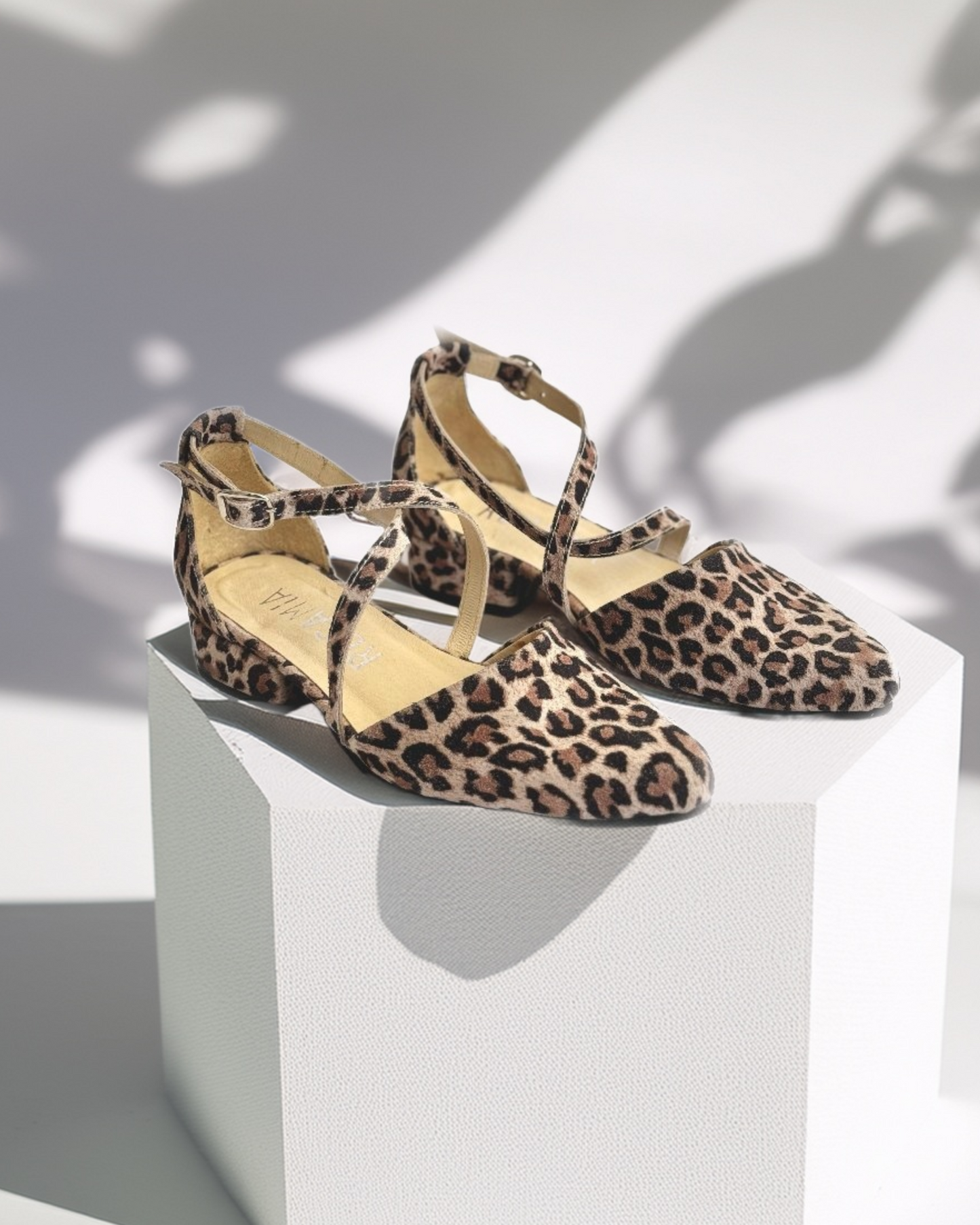 ZAPATO VICTORIA LEOPARD